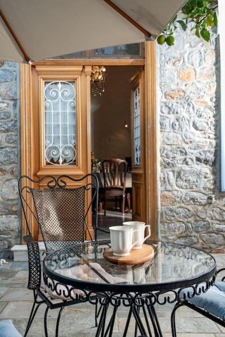 Mansion Eugenie Villa İdra Dış mekan fotoğraf